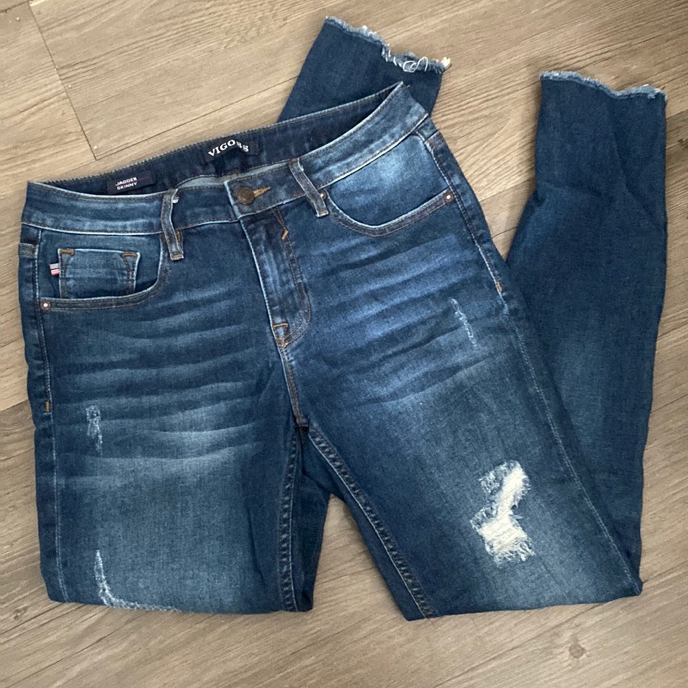 Ripped Skinny Jeans